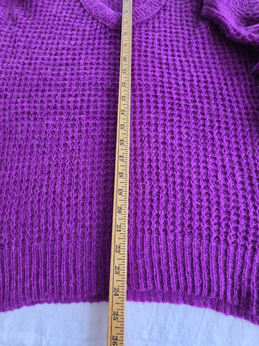 Free People Bold Purple V-Neck Knit Sweater Size XL - Picture 5 of 7